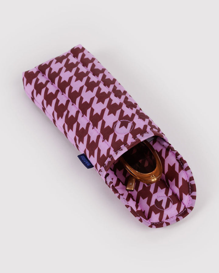 Baggu | Puffy Glasses Sleeve | Pink Houndstooth