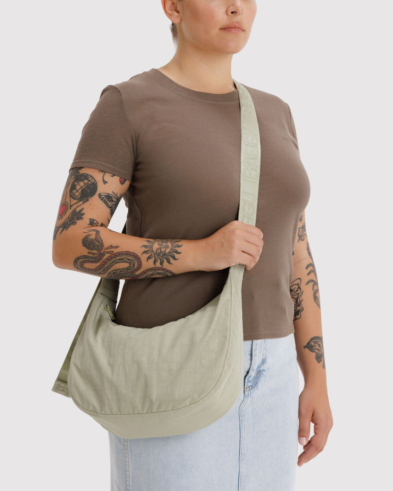 Baggu | Medium Crescent Nylon bag | Celadon