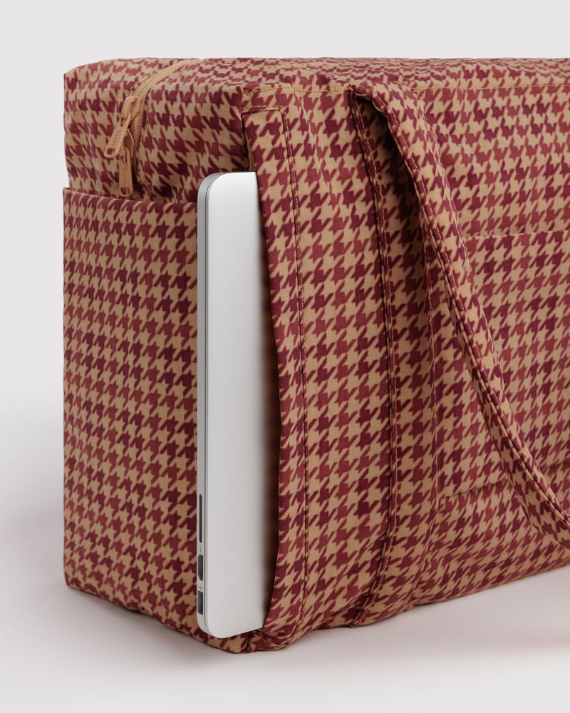 Baggu | Small Cloud Carry On | Tan Houndstooth
