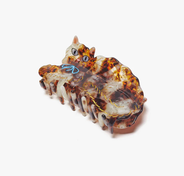 Winona Irene | Calico Kitty claw
